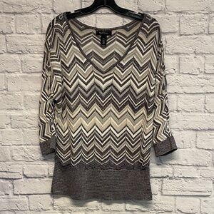 White House Black Market V-neck chevron sparkle sweater Size XL